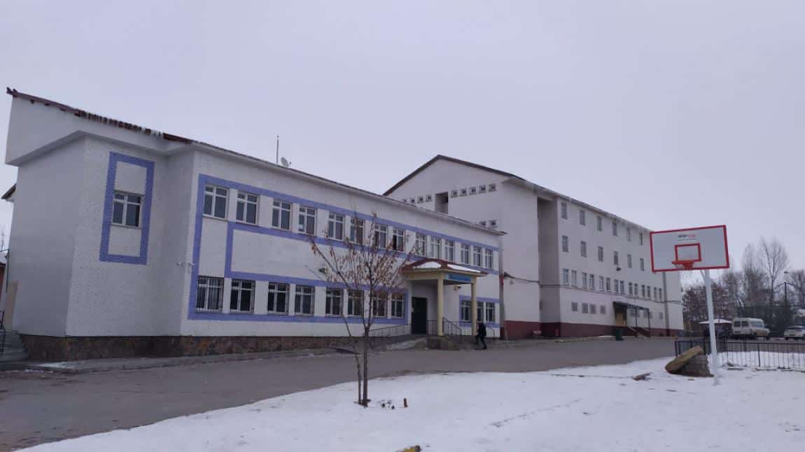 Serinova Yatılı Bölge Ortaokulu Fotoğrafı